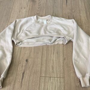 h&m super cropped beige sweatshirt